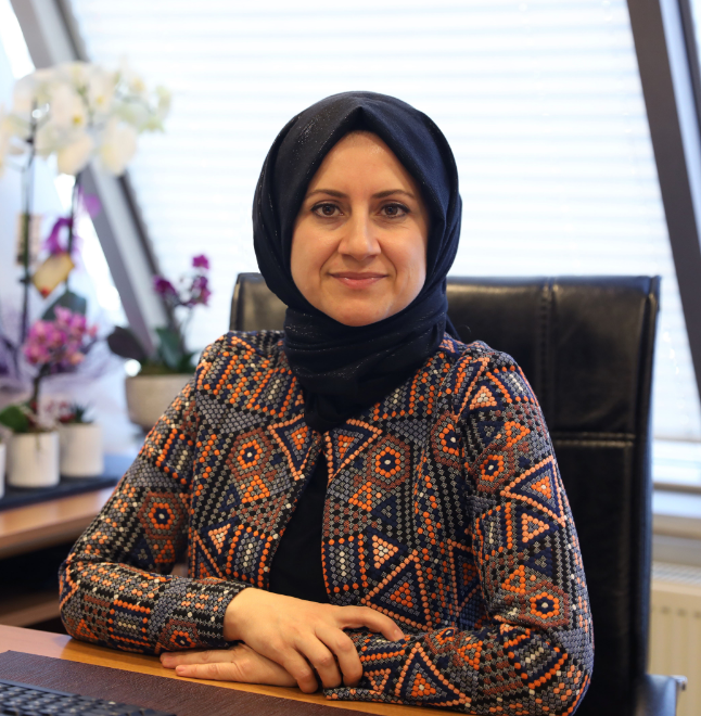 <strong>Mümine Elif AYDIN</strong>